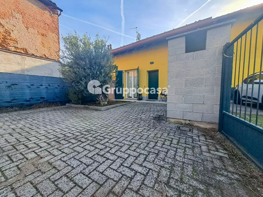 Immagine 20 di Appartamento in vendita  in via manzoni 1 a Bernate Ticino