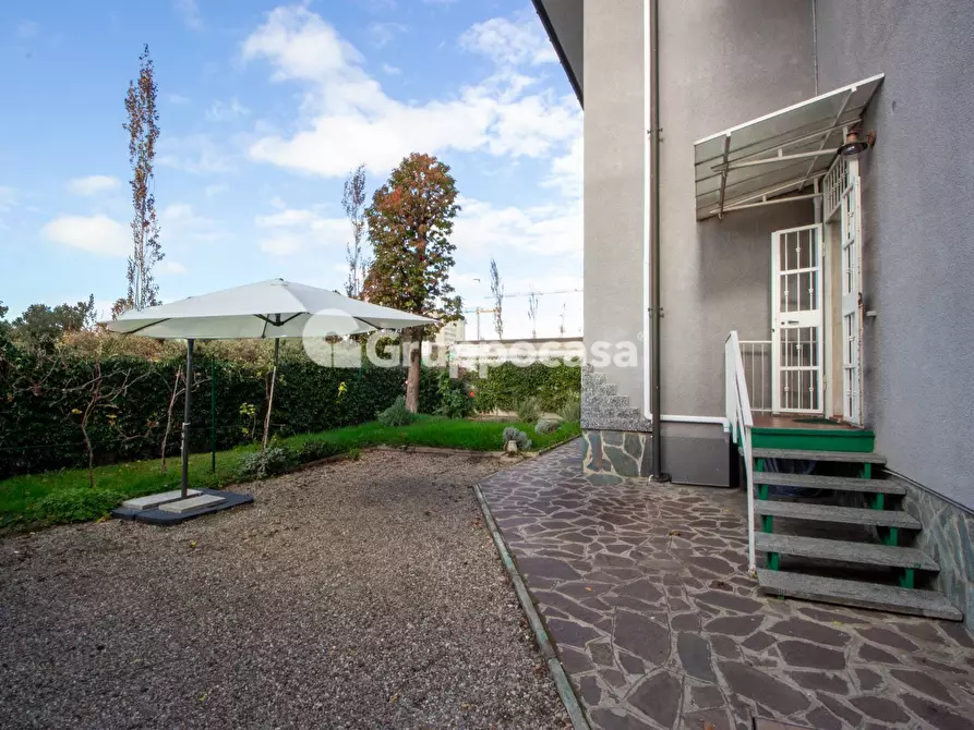 Immagine 27 di Casa semindipendente in vendita  in Via Leopardi a Magenta