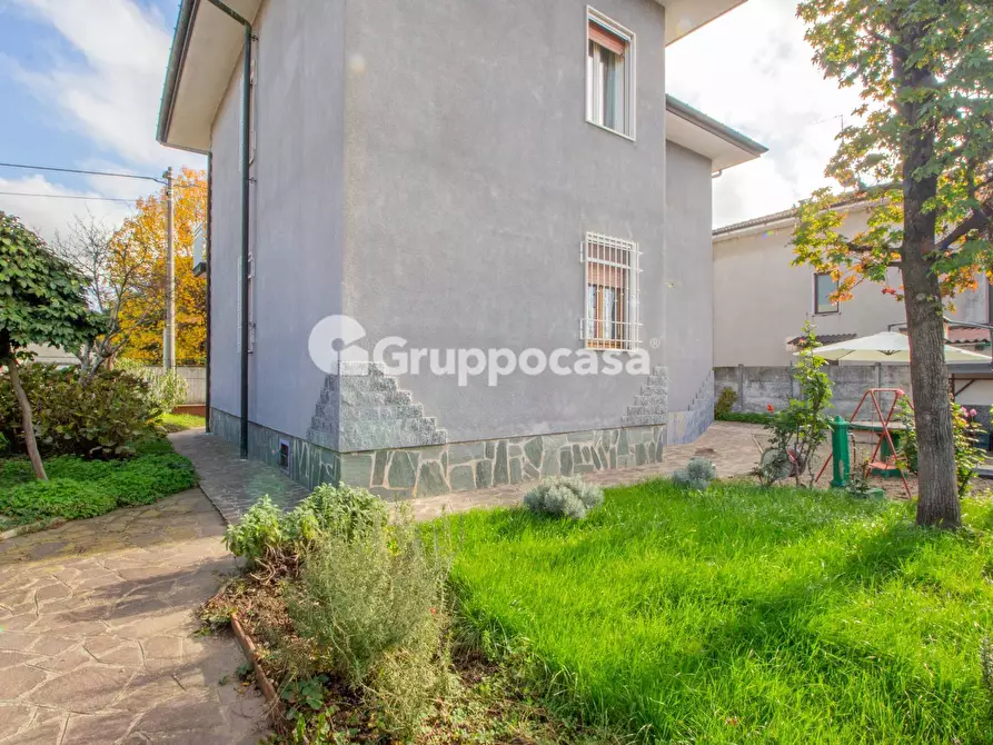 Immagine 25 di Casa semindipendente in vendita  in Via Leopardi a Magenta