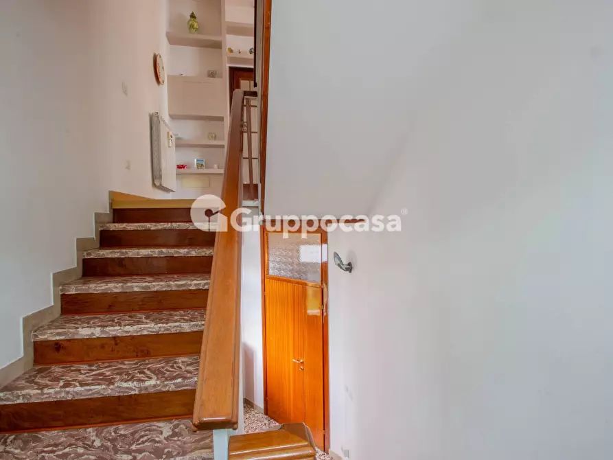 Immagine 10 di Casa semindipendente in vendita  in Via Leopardi a Magenta