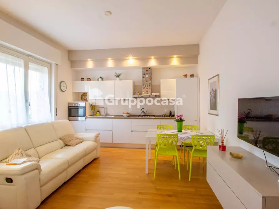 Immagine 17 di Casa semindipendente in vendita  in Via Leopardi a Magenta