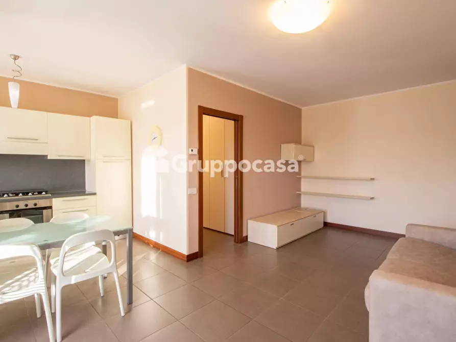 Immagine 4 di Appartamento in vendita  in Via Papa Giovanni Paolo II 11 a Magenta