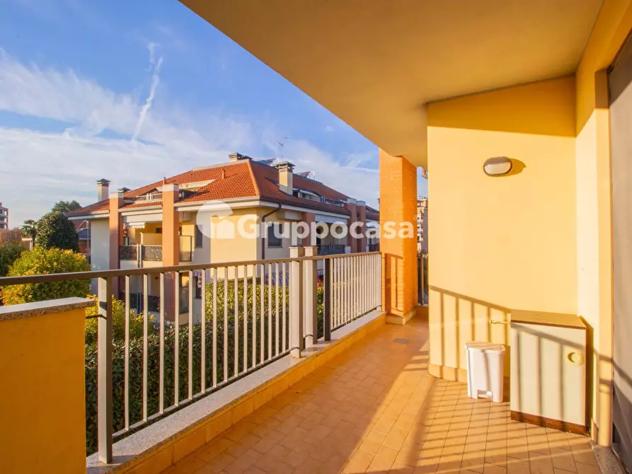 Immagine 8 di Appartamento in vendita  in Via Papa Giovanni Paolo II 11 a Magenta