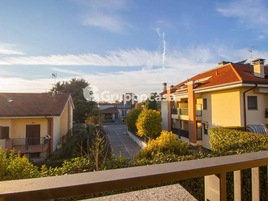 Immagine 11 di Appartamento in vendita  in Via Papa Giovanni Paolo II 11 a Magenta