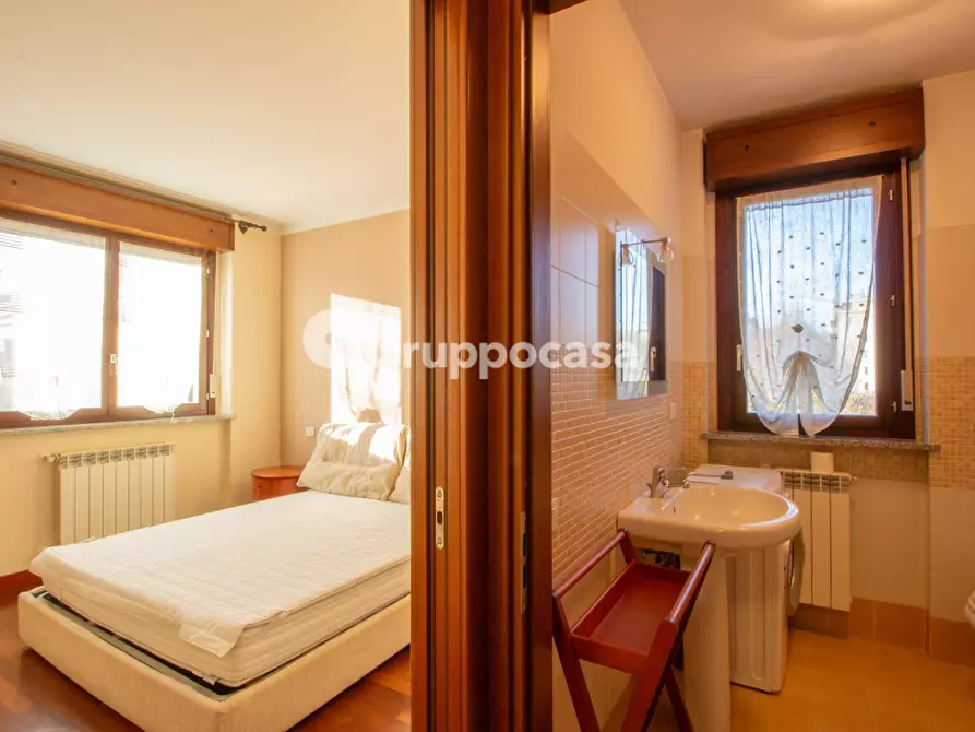 Immagine 17 di Appartamento in vendita  in Via Papa Giovanni Paolo II 11 a Magenta