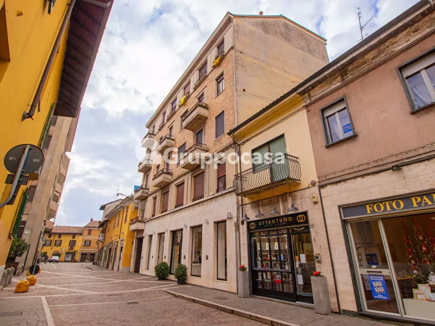 Immagine 25 di Appartamento in vendita  in Via 4 Giugno 15 a Magenta