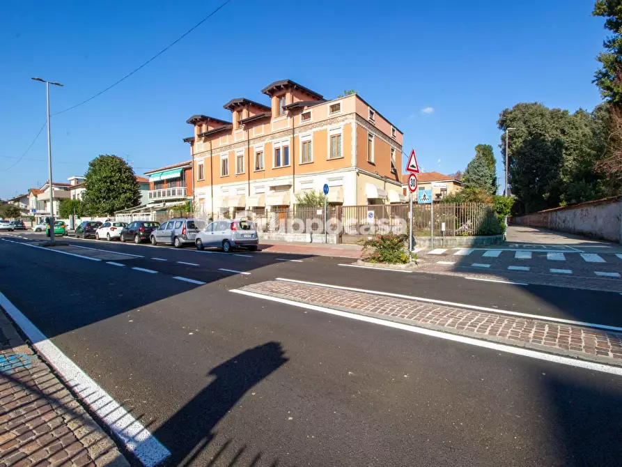 Immagine 19 di Magazzino in vendita  in Via Della Libertà 2 a Settimo Milanese