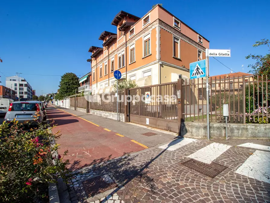 Immagine 1 di Magazzino in vendita  in Via Della Libertà 2 a Settimo Milanese