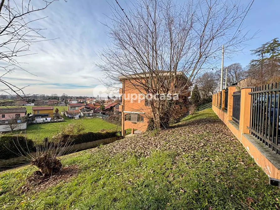 Immagine 30 di Appartamento in vendita  in Via G. Giulini 25 a Bernate Ticino