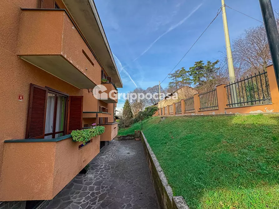 Immagine 29 di Appartamento in vendita  in Via G. Giulini 25 a Bernate Ticino