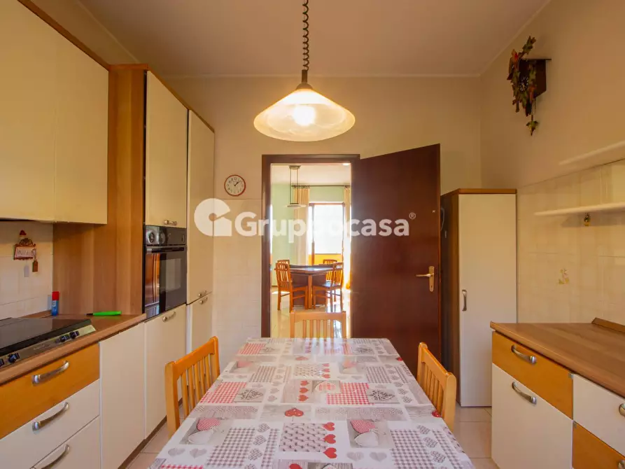 Immagine 16 di Appartamento in vendita  in Via G. Giulini 25 a Bernate Ticino