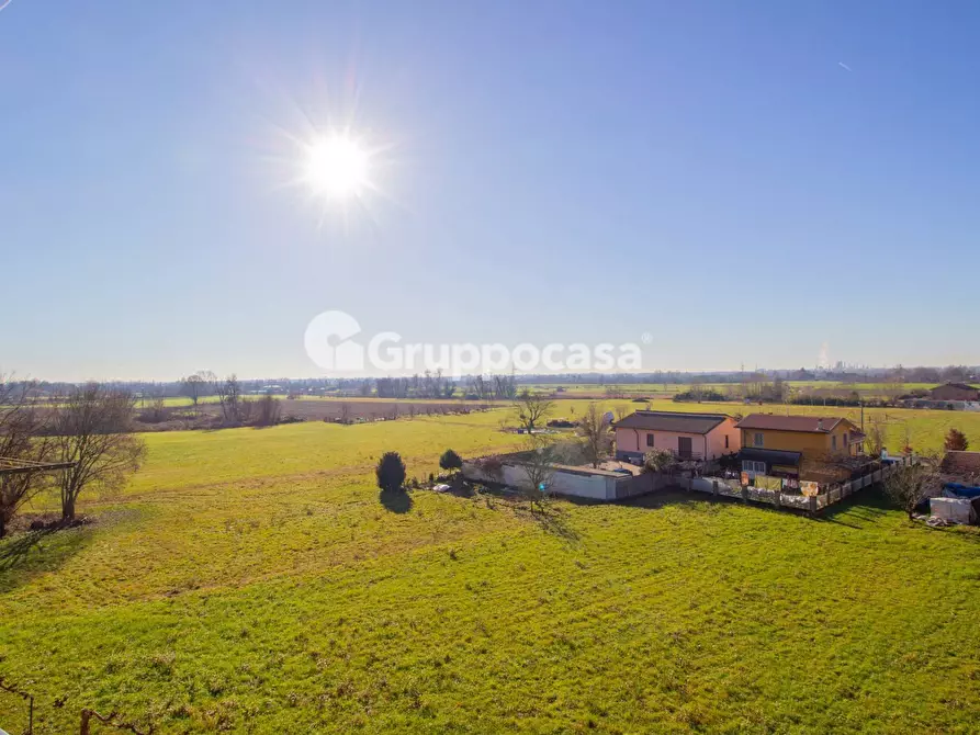 Immagine 13 di Appartamento in vendita  in Via G. Giulini 25 a Bernate Ticino