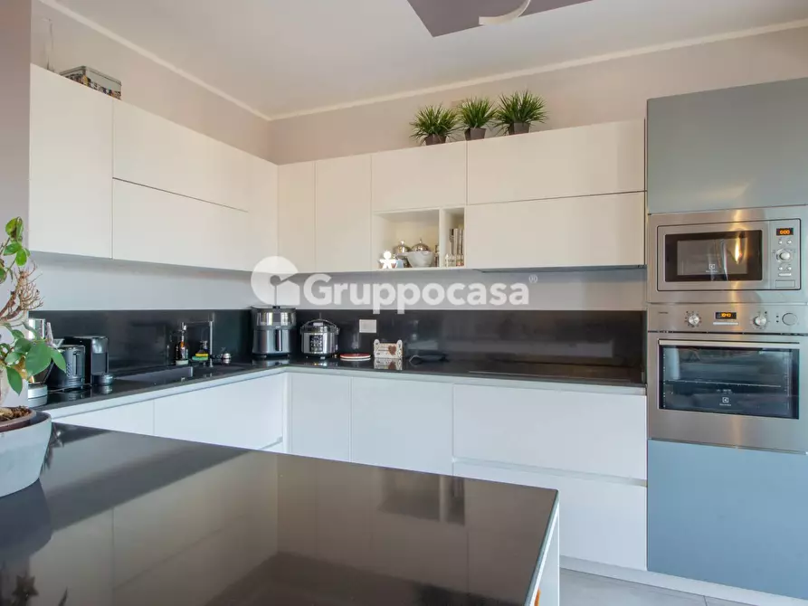 Immagine 8 di Appartamento in vendita  in Via Teano 7 a Magenta