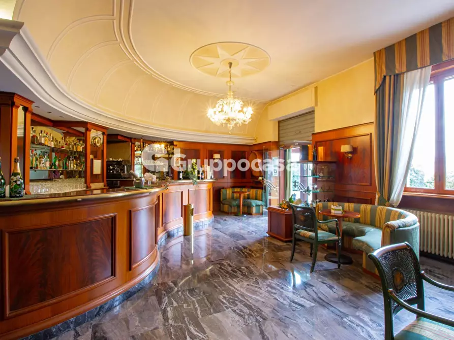 Immagine 2 di Palazzo in vendita  in Via A. Volta 3 a Bernate Ticino