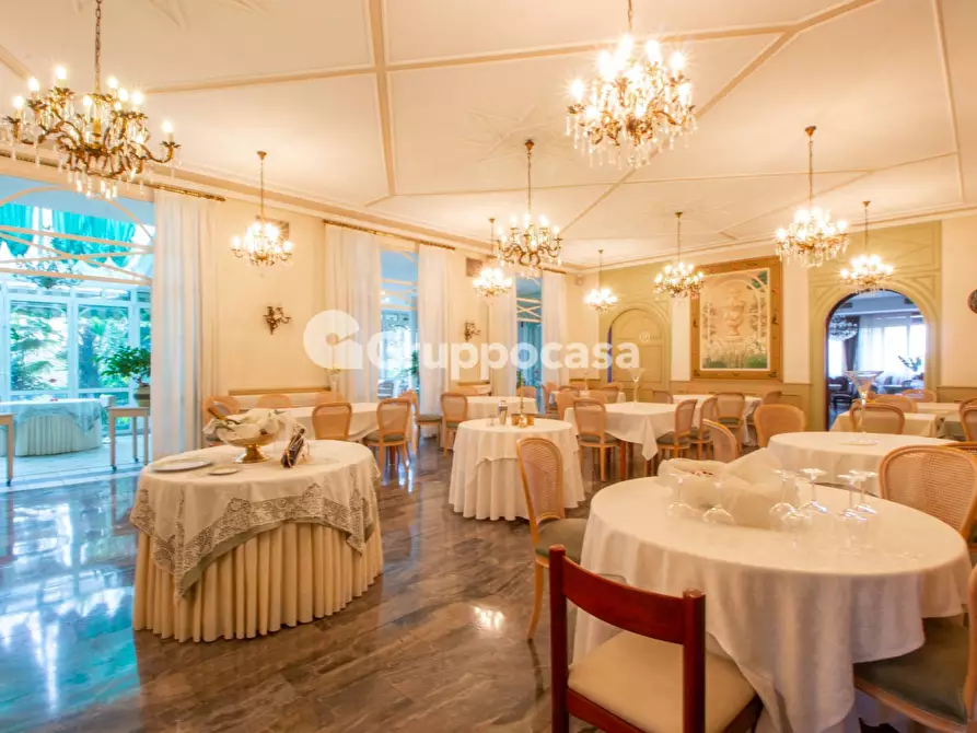 Immagine 7 di Palazzo in vendita  in Via A. Volta 3 a Bernate Ticino