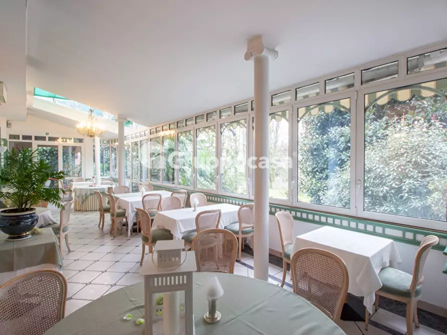 Immagine 16 di Palazzo in vendita  in Via A. Volta 3 a Bernate Ticino