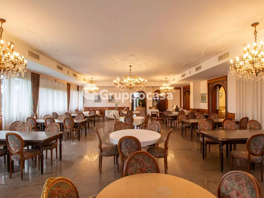 Immagine 17 di Palazzo in vendita  in Via A. Volta 3 a Bernate Ticino