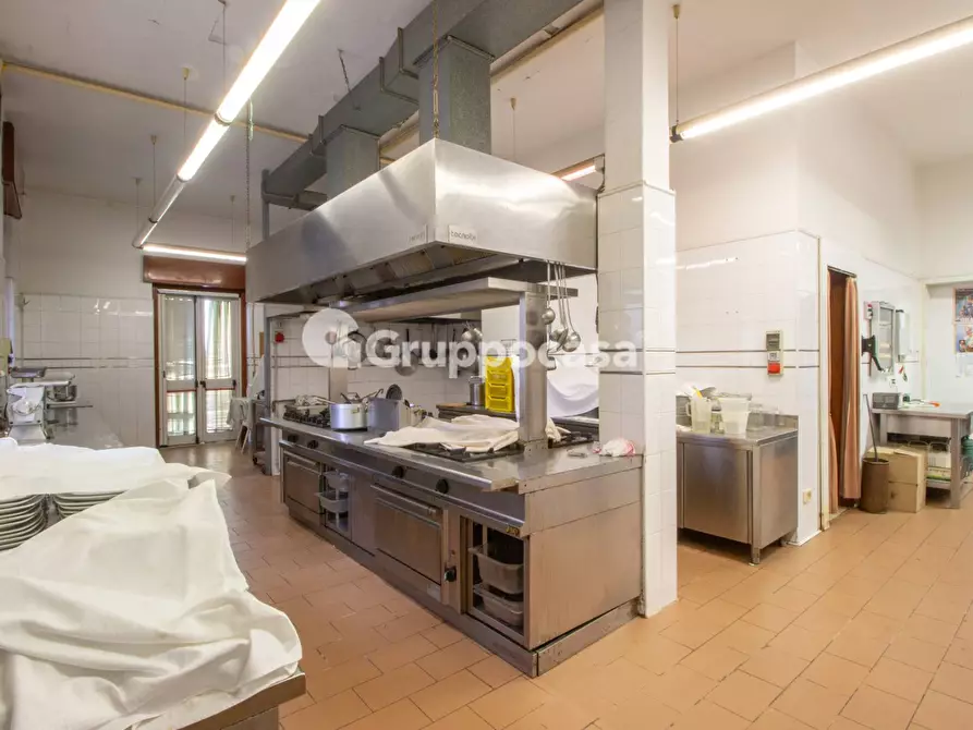 Immagine 22 di Palazzo in vendita  in Via A. Volta 3 a Bernate Ticino