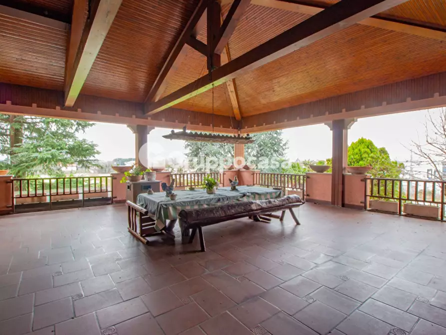 Immagine 34 di Palazzo in vendita  in Via A. Volta 3 a Bernate Ticino