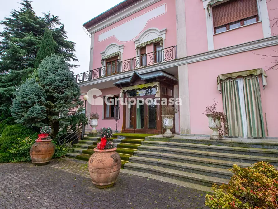 Immagine 59 di Palazzo in vendita  in Via A. Volta 3 a Bernate Ticino