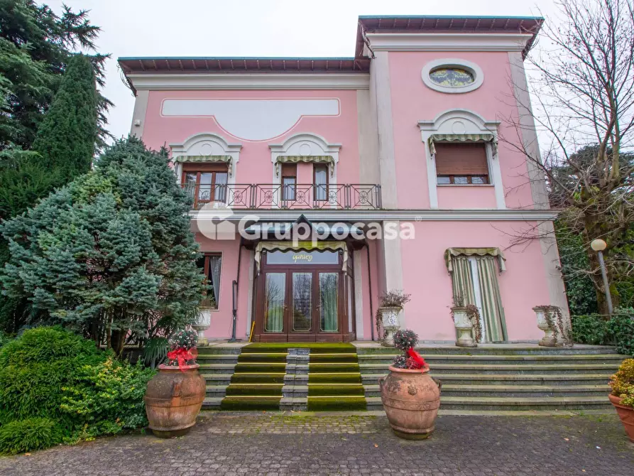 Immagine 61 di Palazzo in vendita  in Via A. Volta 3 a Bernate Ticino