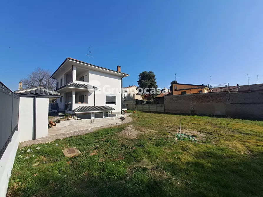 Immagine 33 di Villa in vendita  in Via Citterio 5 a Bernate Ticino
