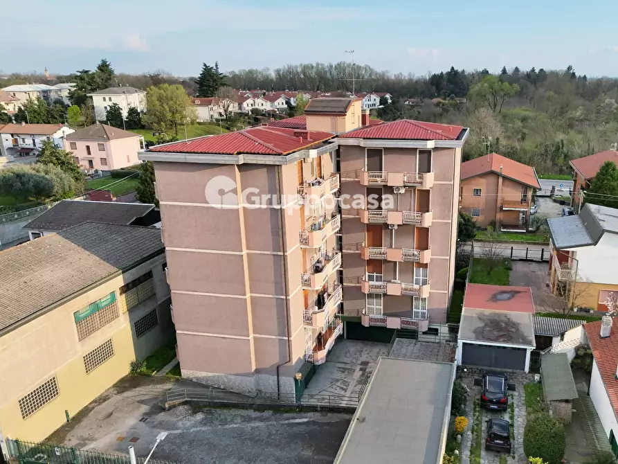 Immagine 1 di Appartamento in vendita  in via Enrico Fermi 6 a Bernate Ticino