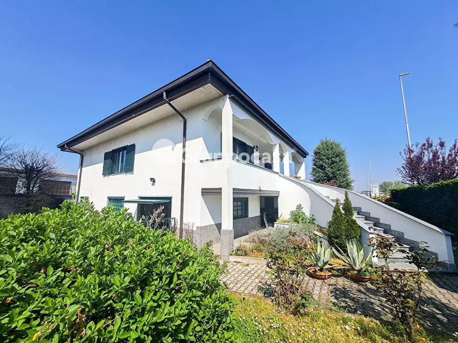 Immagine 32 di Villa in vendita  in Strada Robecco 10 a Magenta