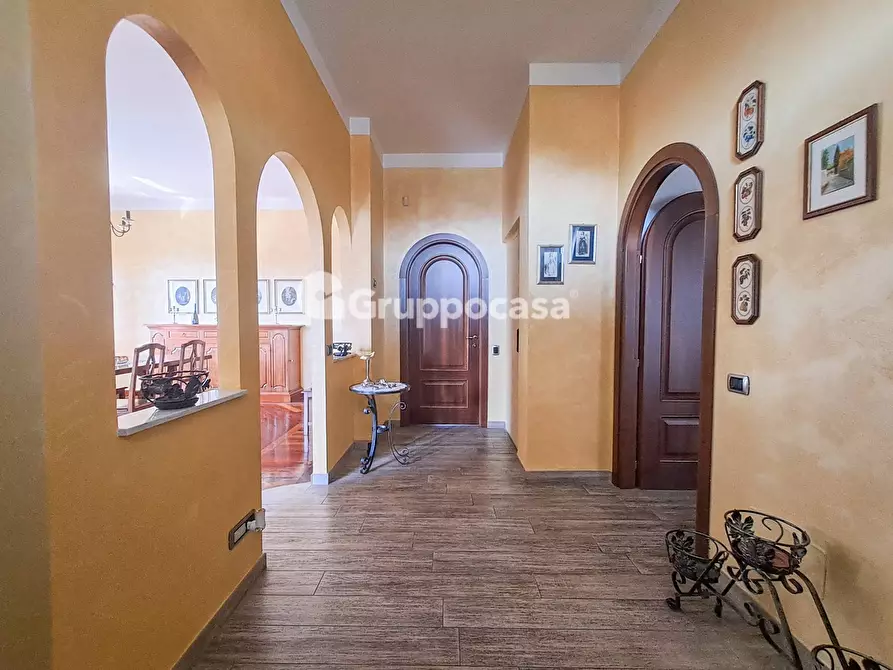 Immagine 4 di Villa in vendita  in Strada Robecco 10 a Magenta