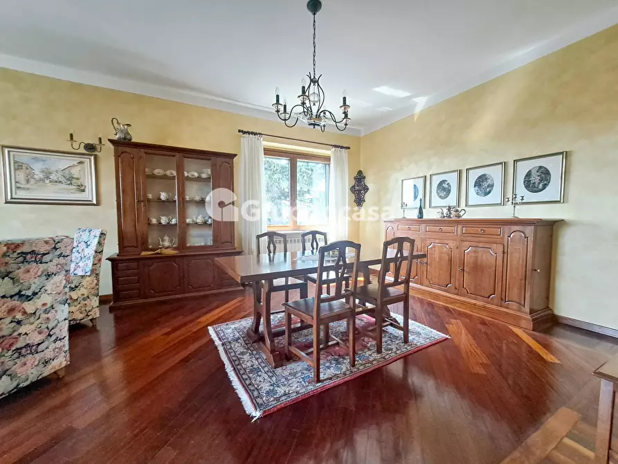 Immagine 7 di Villa in vendita  in Strada Robecco 10 a Magenta