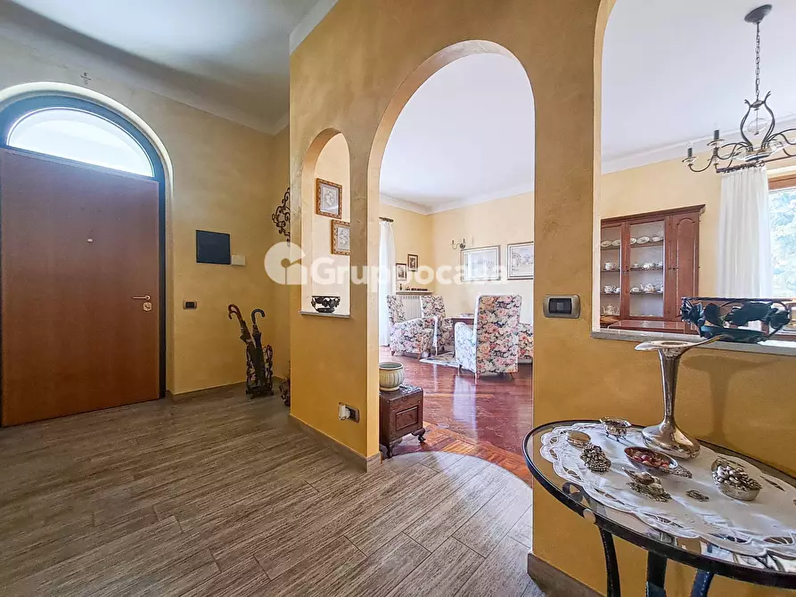 Immagine 3 di Villa in vendita  in Strada Robecco 10 a Magenta