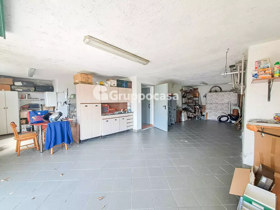 Immagine 23 di Villa in vendita  in Strada Robecco 10 a Magenta