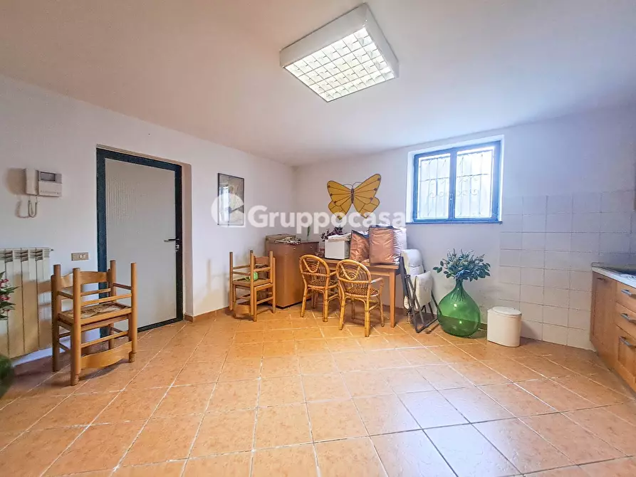 Immagine 27 di Villa in vendita  in Strada Robecco 10 a Magenta