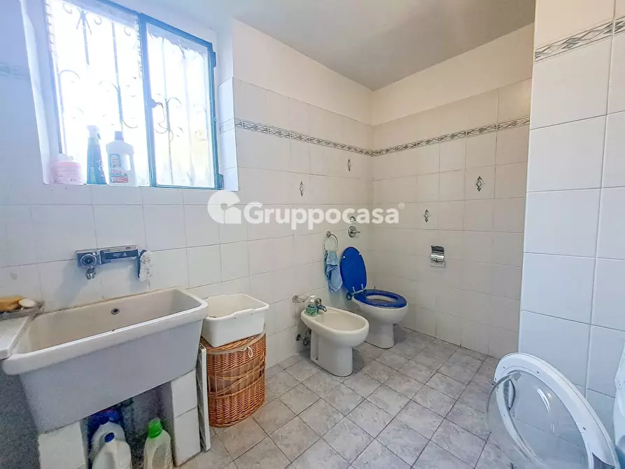 Immagine 29 di Villa in vendita  in Strada Robecco 10 a Magenta