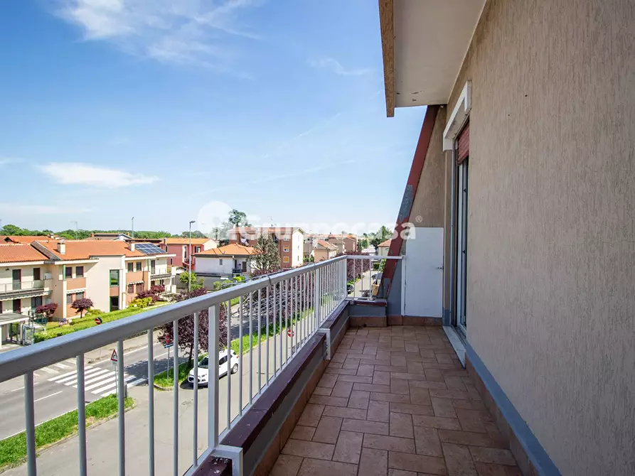 Immagine 19 di Appartamento in vendita  in Via Cavalieri di Vittorio Veneto 1 a Robecco Sul Naviglio