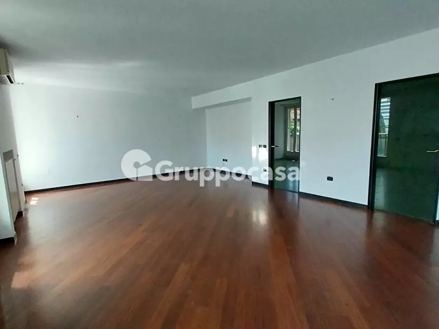 Immagine 4 di Ufficio in affitto  in Via IV Giugno 32 a Magenta