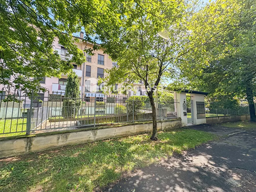 Immagine 29 di Appartamento in vendita  in Via M. di Canossa 27 a Magenta