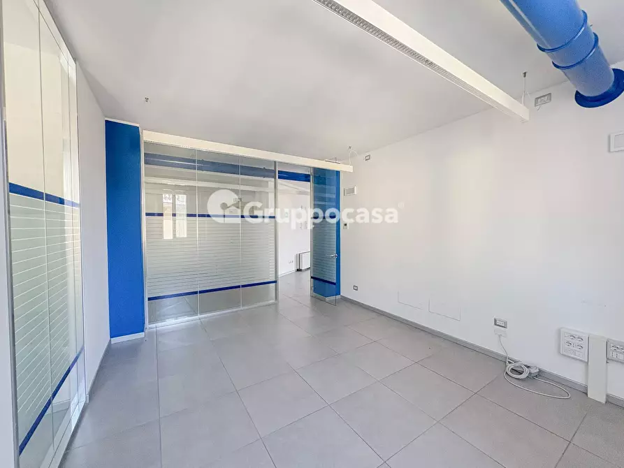 Immagine 9 di Appartamento in vendita  in Galleria dei Portici 3 a Magenta