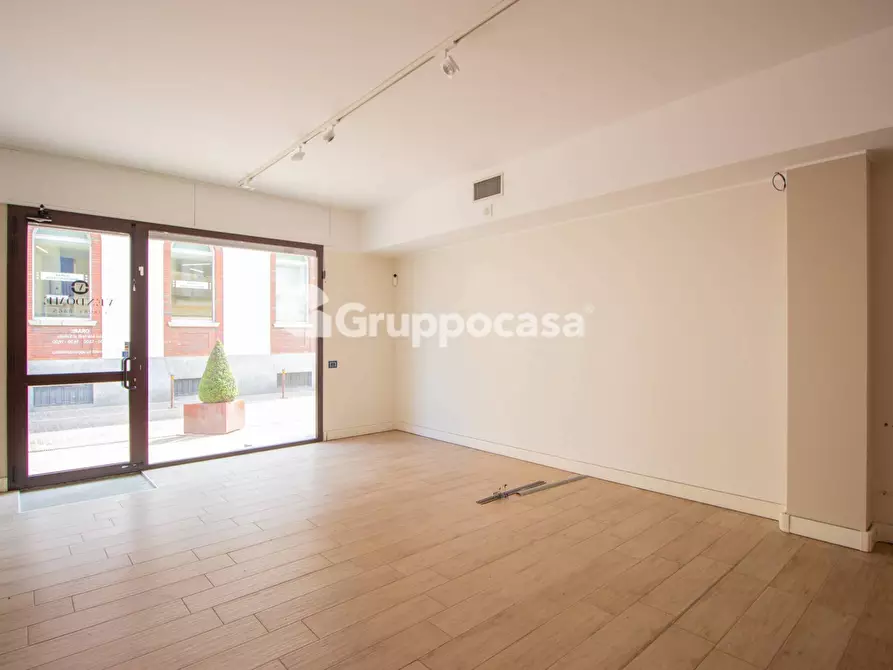 Immagine 5 di Locale commerciale in affitto  in Via Roma 58 a Magenta