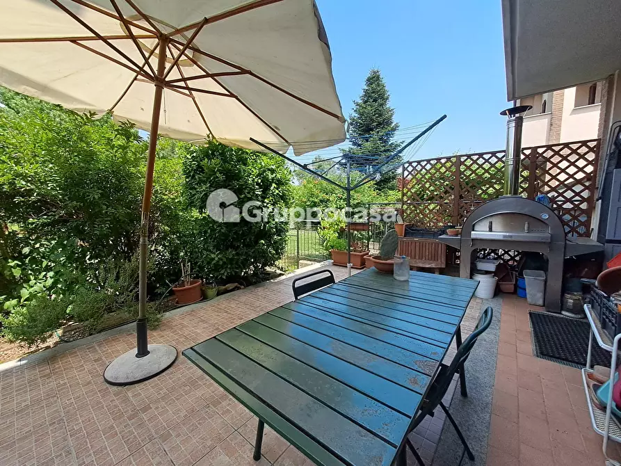 Immagine 11 di Villetta a schiera in vendita  in Via Cler 170 a Magenta