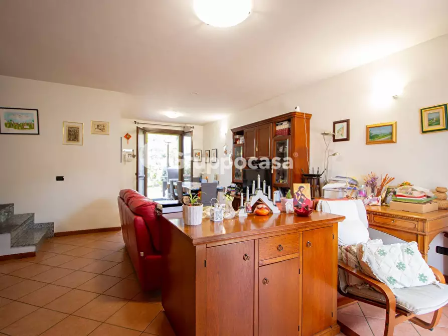 Immagine 8 di Villetta a schiera in vendita  in Via Cler 170 a Magenta