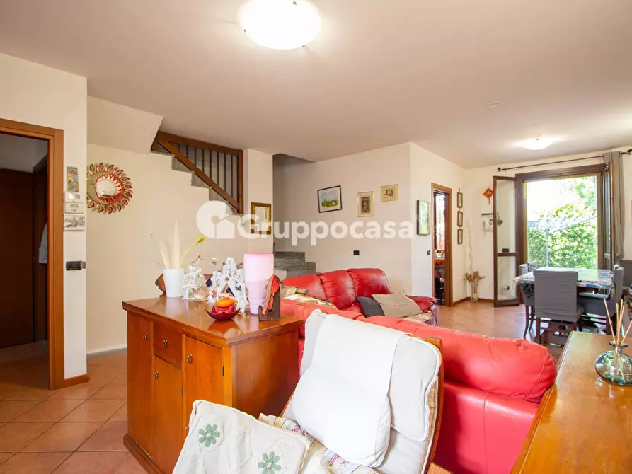 Immagine 9 di Villetta a schiera in vendita  in Via Cler 170 a Magenta