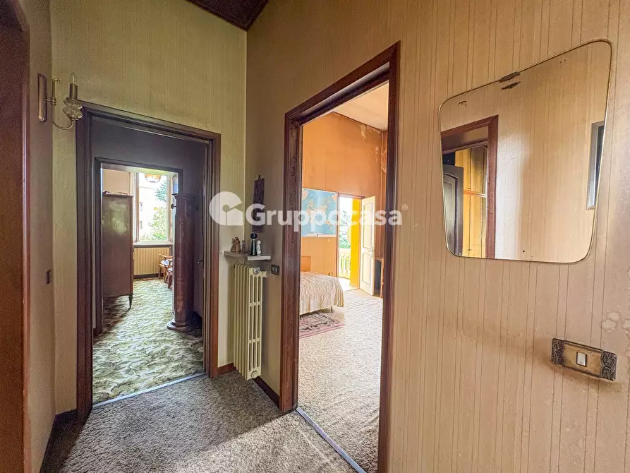 Immagine 18 di Villa in vendita  in Via Roma 60 a Bernate Ticino