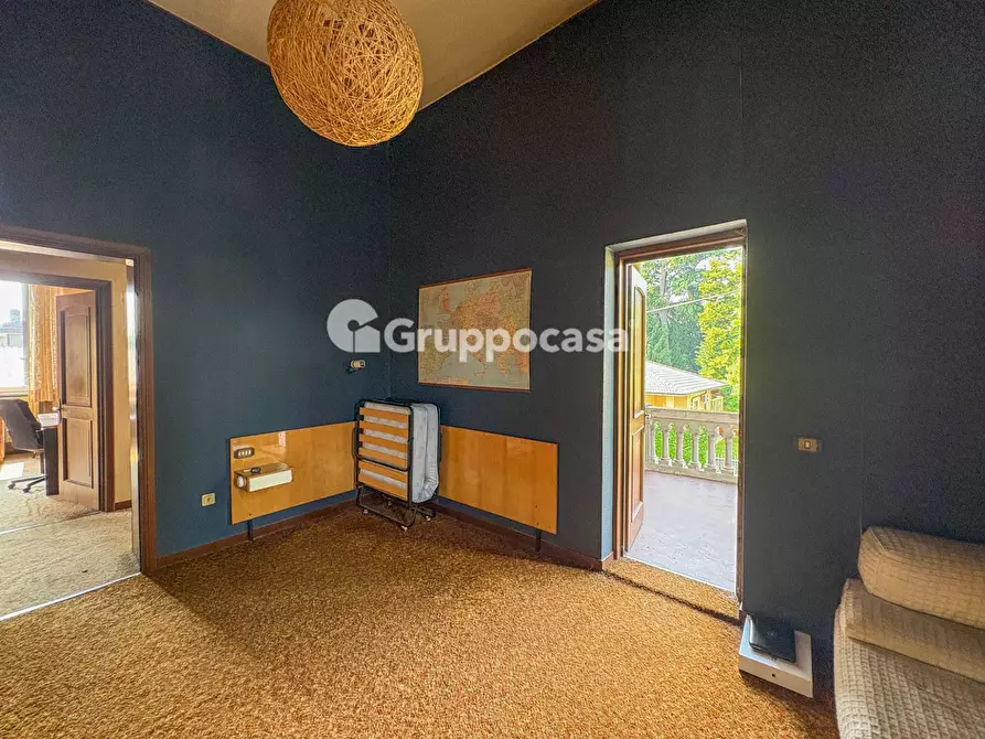 Immagine 13 di Villa in vendita  in Via Roma 60 a Bernate Ticino