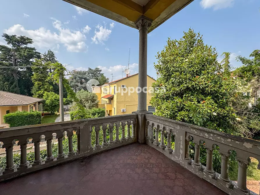 Immagine 15 di Villa in vendita  in Via Roma 60 a Bernate Ticino