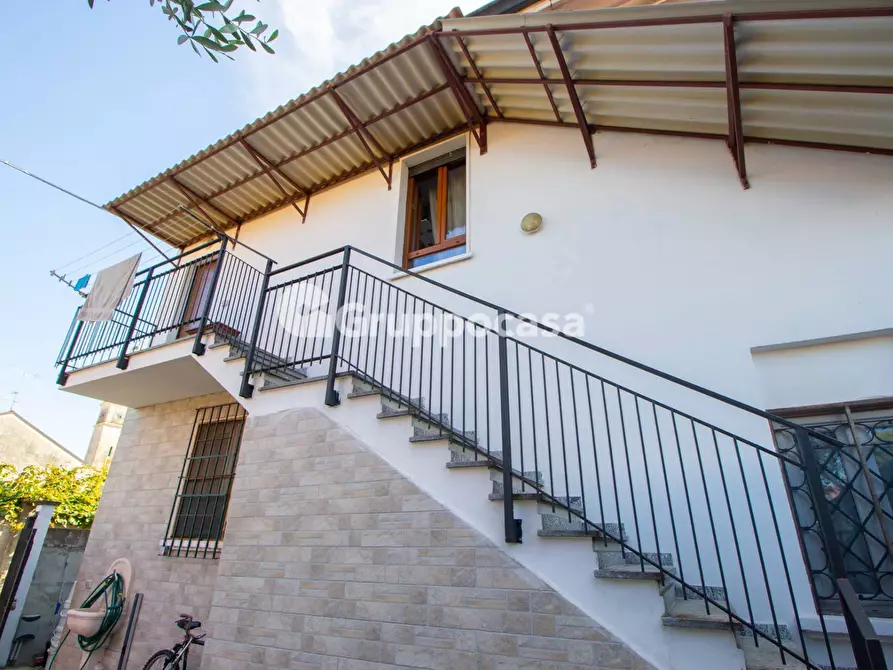 Immagine 3 di Appartamento in vendita  in via dante 3 a Bernate Ticino