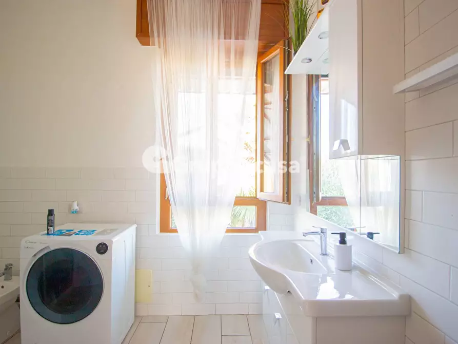 Immagine 19 di Appartamento in vendita  in via dante 3 a Bernate Ticino