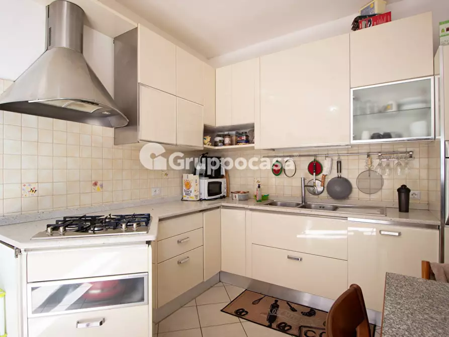 Immagine 12 di Appartamento in vendita  in via dante 3 a Bernate Ticino