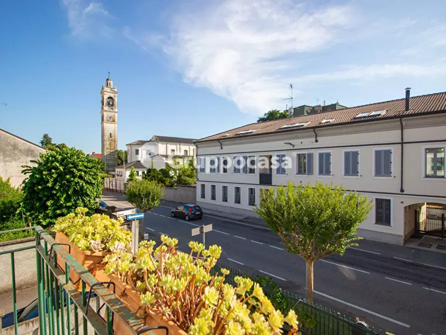 Immagine 13 di Appartamento in vendita  in via dante 3 a Bernate Ticino