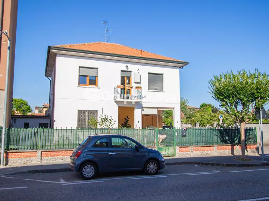 Immagine 28 di Appartamento in vendita  in via dante 3 a Bernate Ticino